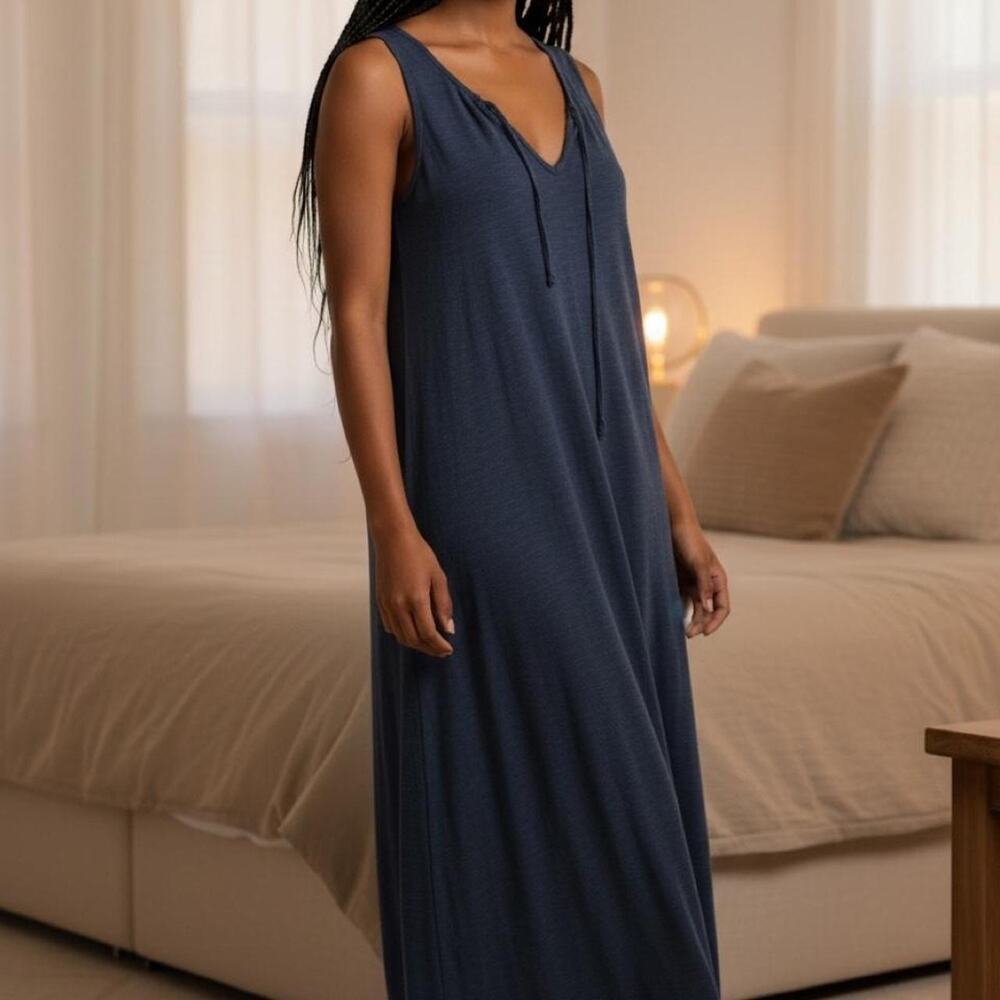 Velvet by Graham & Spencer sleeveless black maxi dress